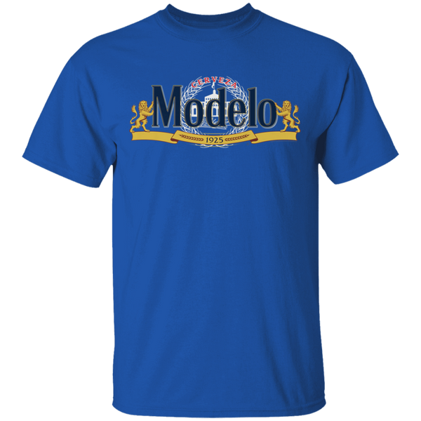 Modelo Logo Premium T-Shirt 0511